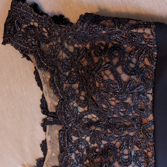 Women's Long Dress - Picture 8 of 8